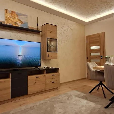 Διαμέρισμα Arena Izgrev Luxury - Sea View, Skyline, Free Parking *